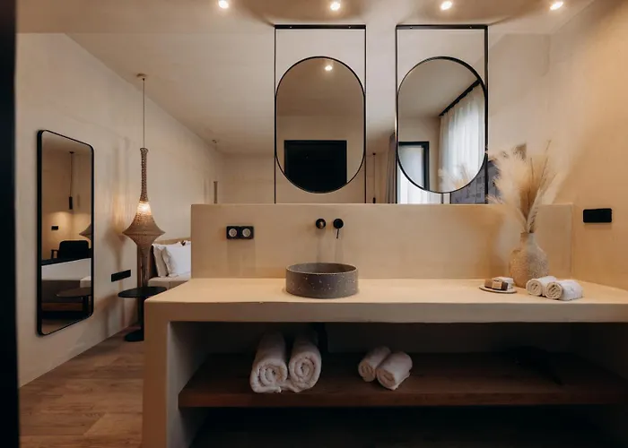 Princess Luxury Adults Only - Princess Collection